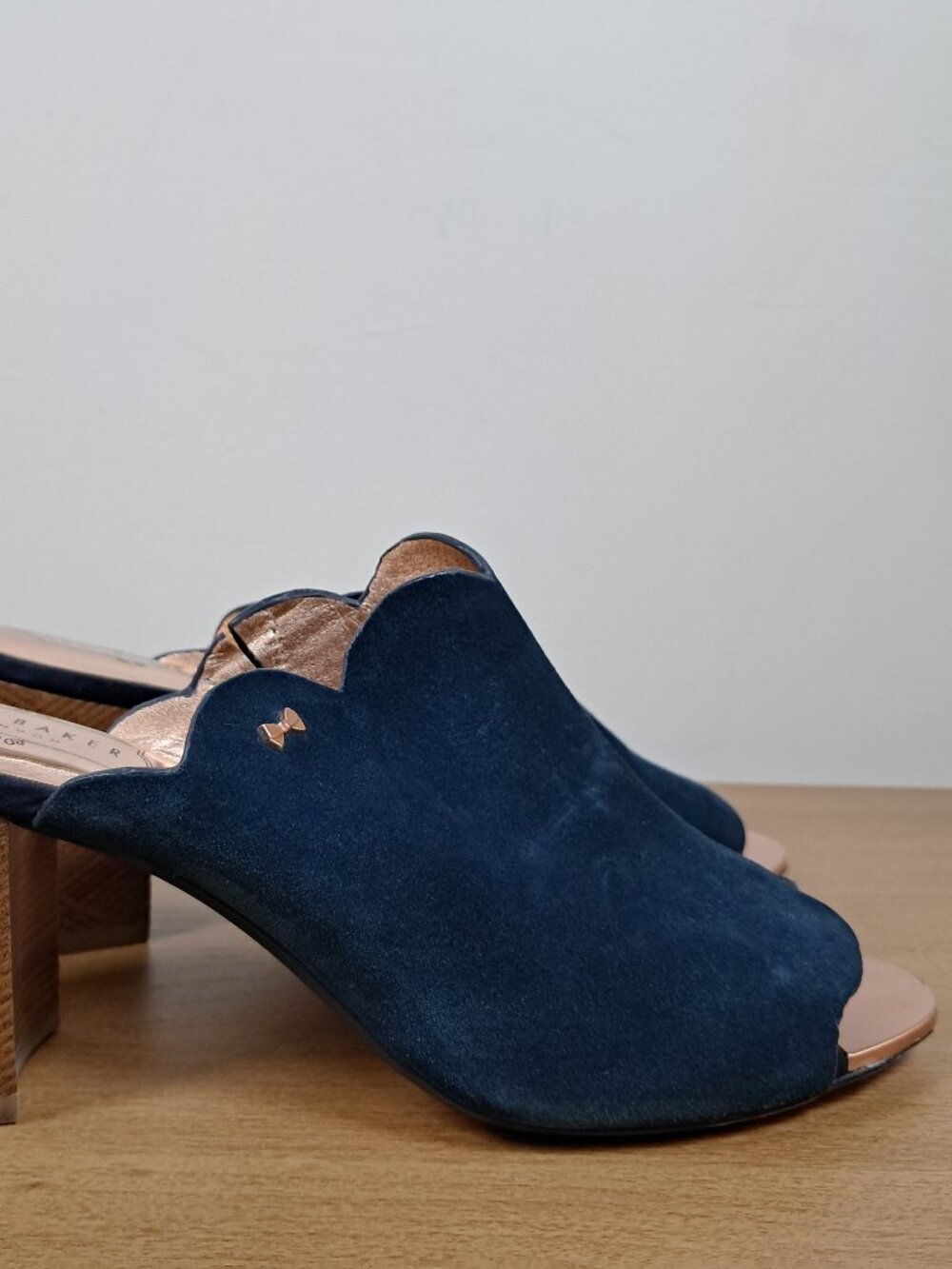 Ted Baker Zinia Scalloped Suede Mules Size EU 39/US 8.5 Navy Blue Block Heel